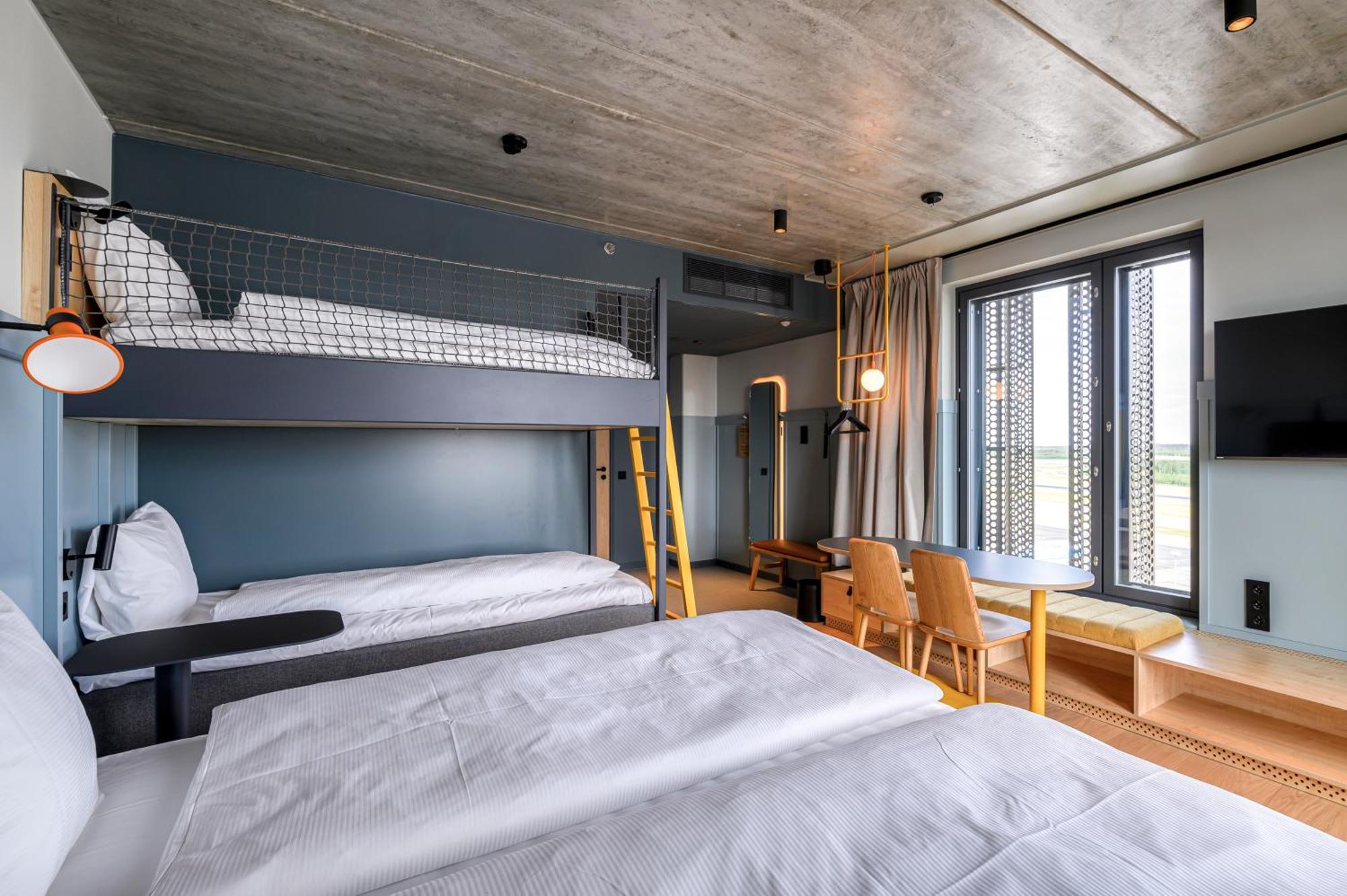 Comfort Hotel Helsinki Airport Vantaa Eksteriør billede